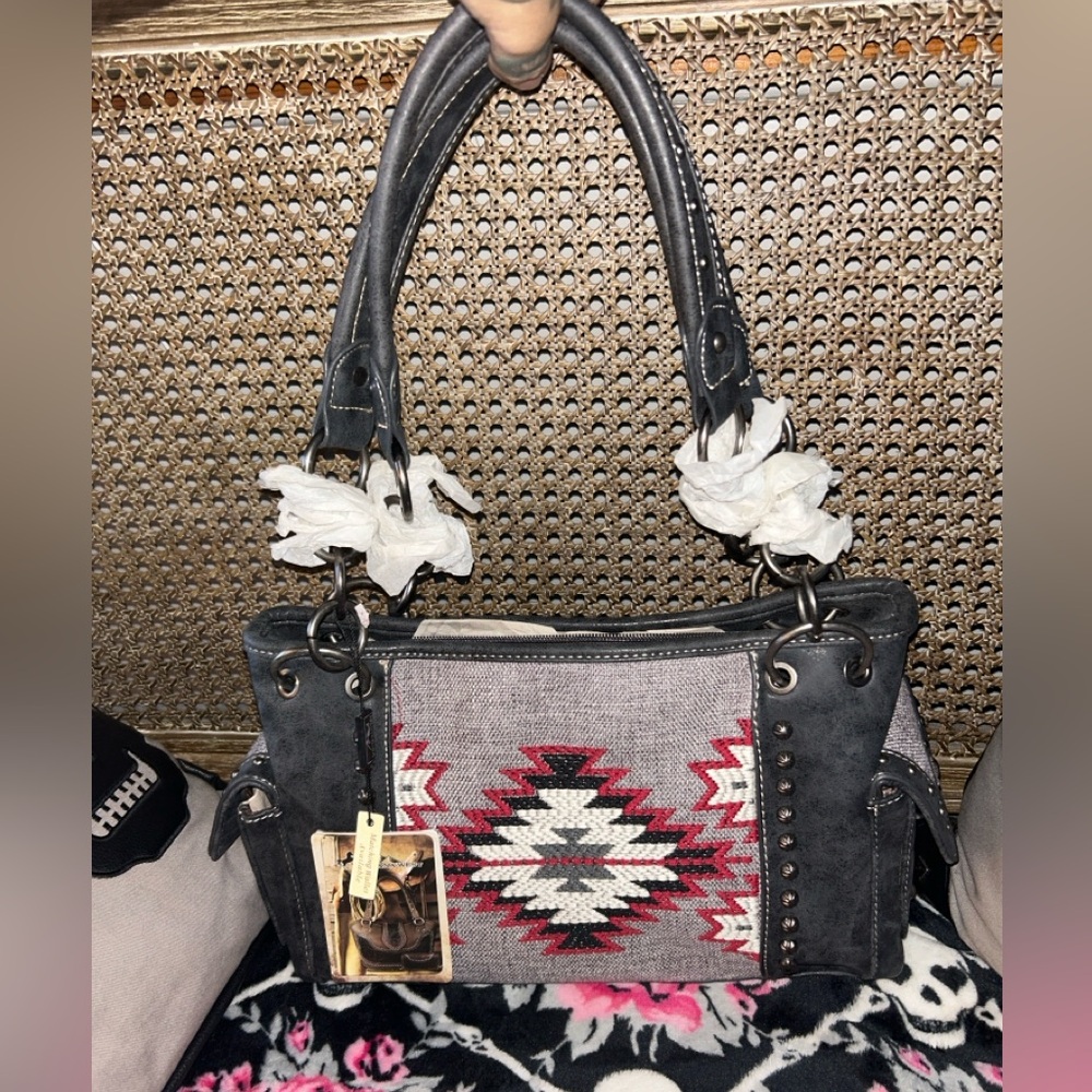 Montana West Gray Aztec Conceal Carry Shoulder Bag NWT